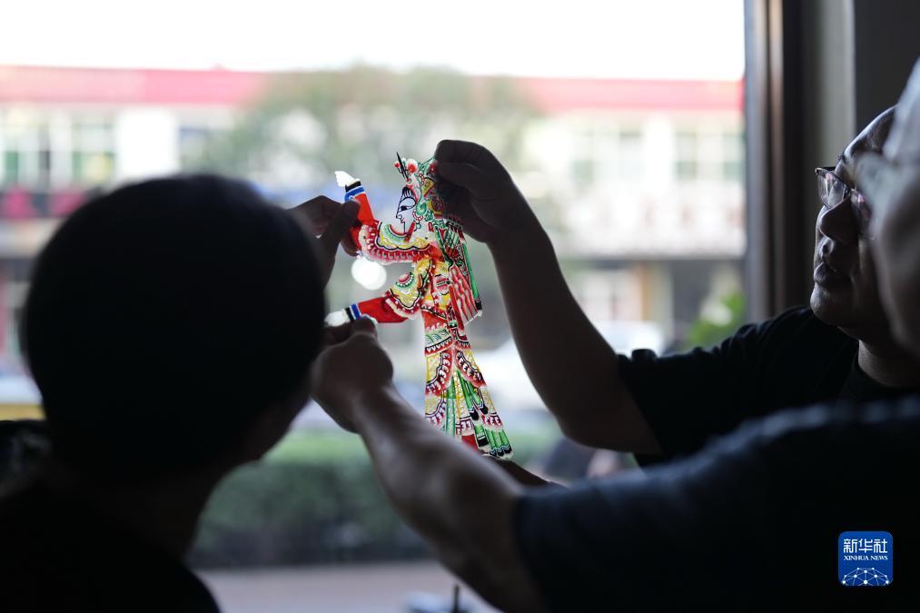百人森林舞会